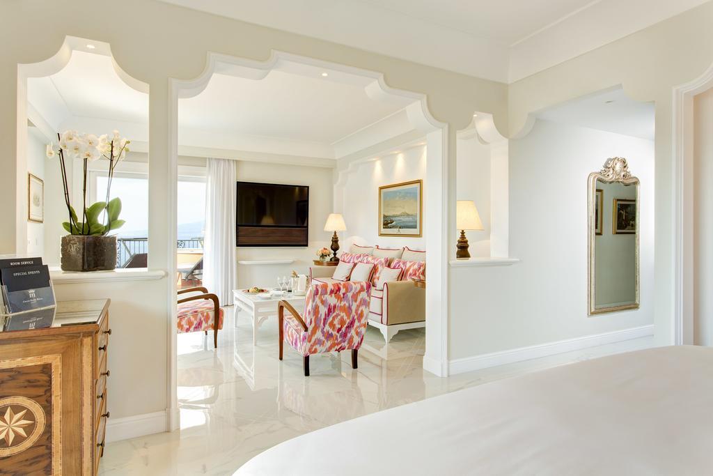 Suite Junior Royale avec Terrasse et Baignoire Spa - Vue sur Mer