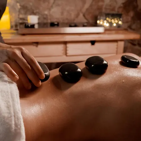 Hotel Central Wellness-3